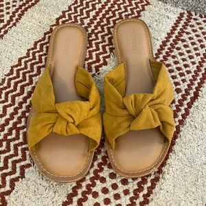 Old Navy sandals